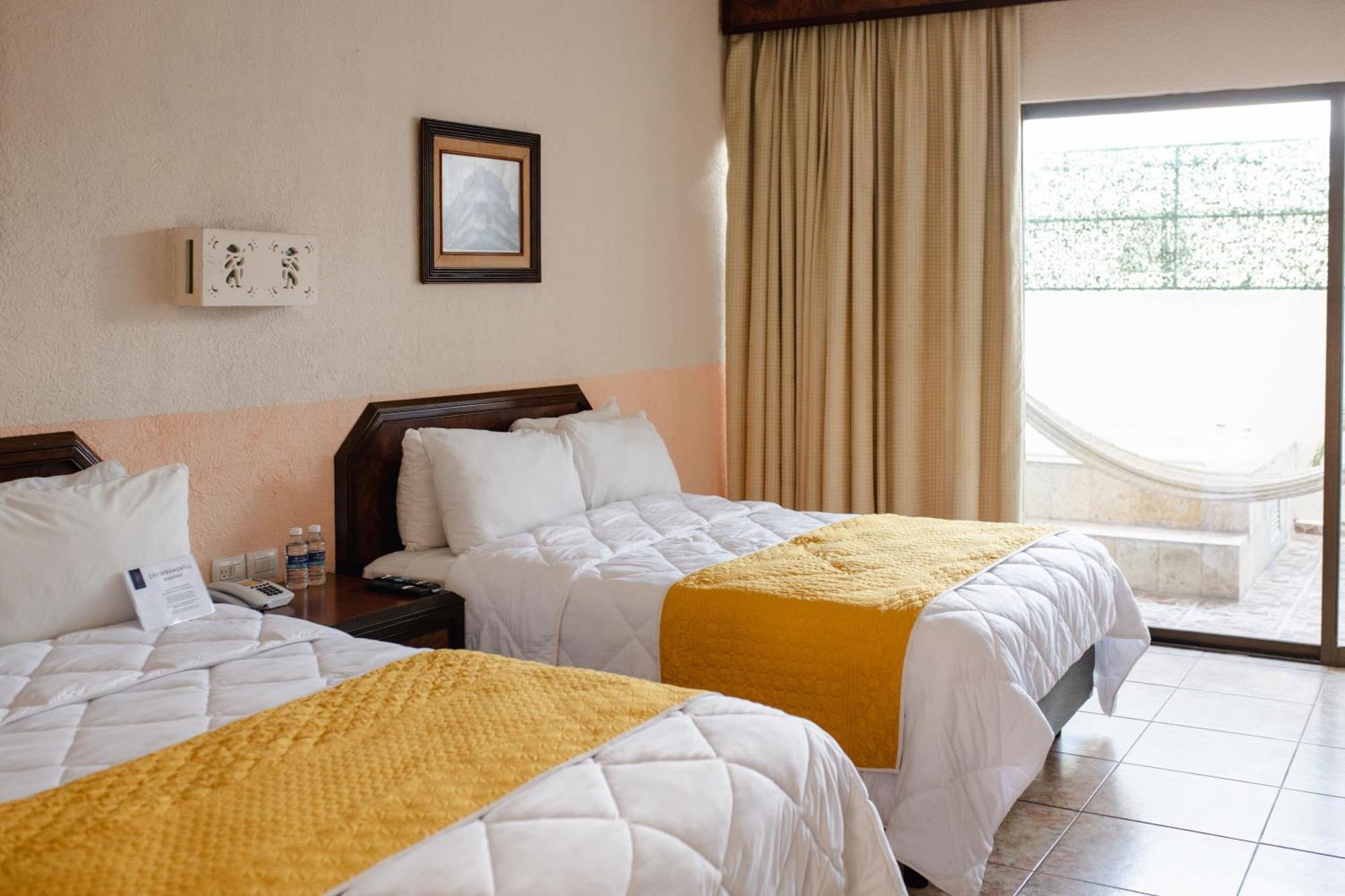 Hotel Los Aluxes Merida Ngoại thất bức ảnh